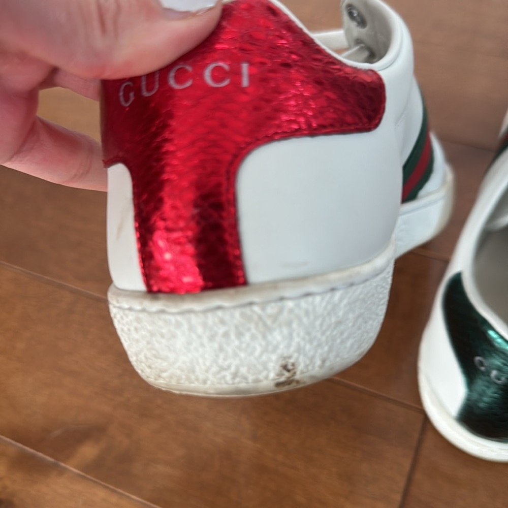 ❤️❤️Gucci Ace sneakers- size 7. Offers welcomed!!!!!❤️❤️ - Picture 13 of 14